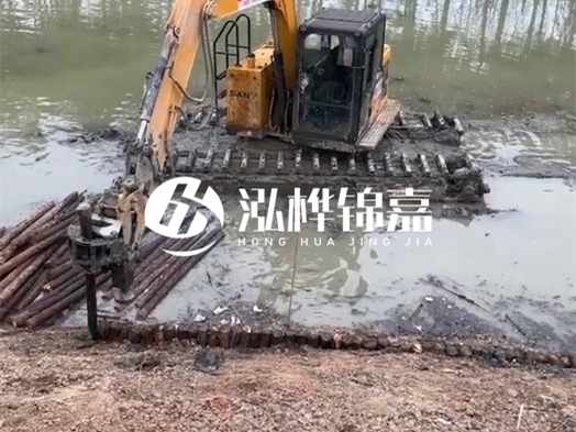 河道木材松木樁怎么選？河道工程用什么規(guī)格松木樁？