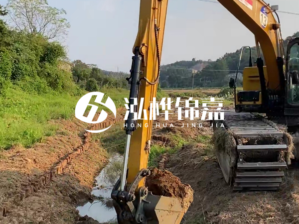 陜西松木樁廠家泓樺錦嘉-松木樁尾徑測量從哪個位置開始算？