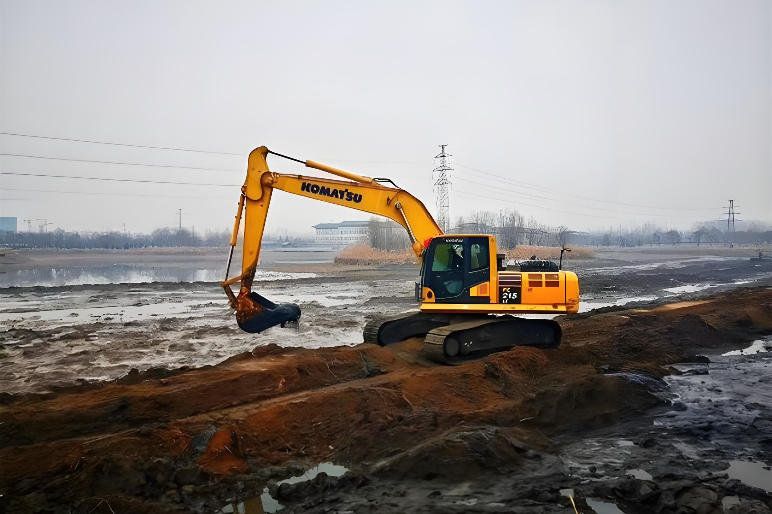 貴州水挖清淤團(tuán)隊(duì)泓樺錦嘉-挖機(jī)河道清淤怎么干？