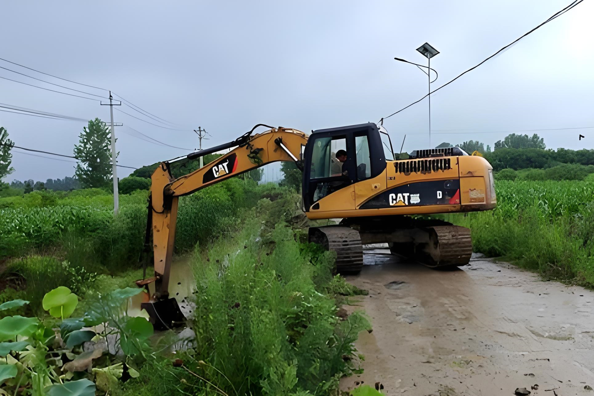 長沙水挖清淤團(tuán)隊泓樺錦嘉-沼澤地清淤費用大概是怎樣計算的？?
