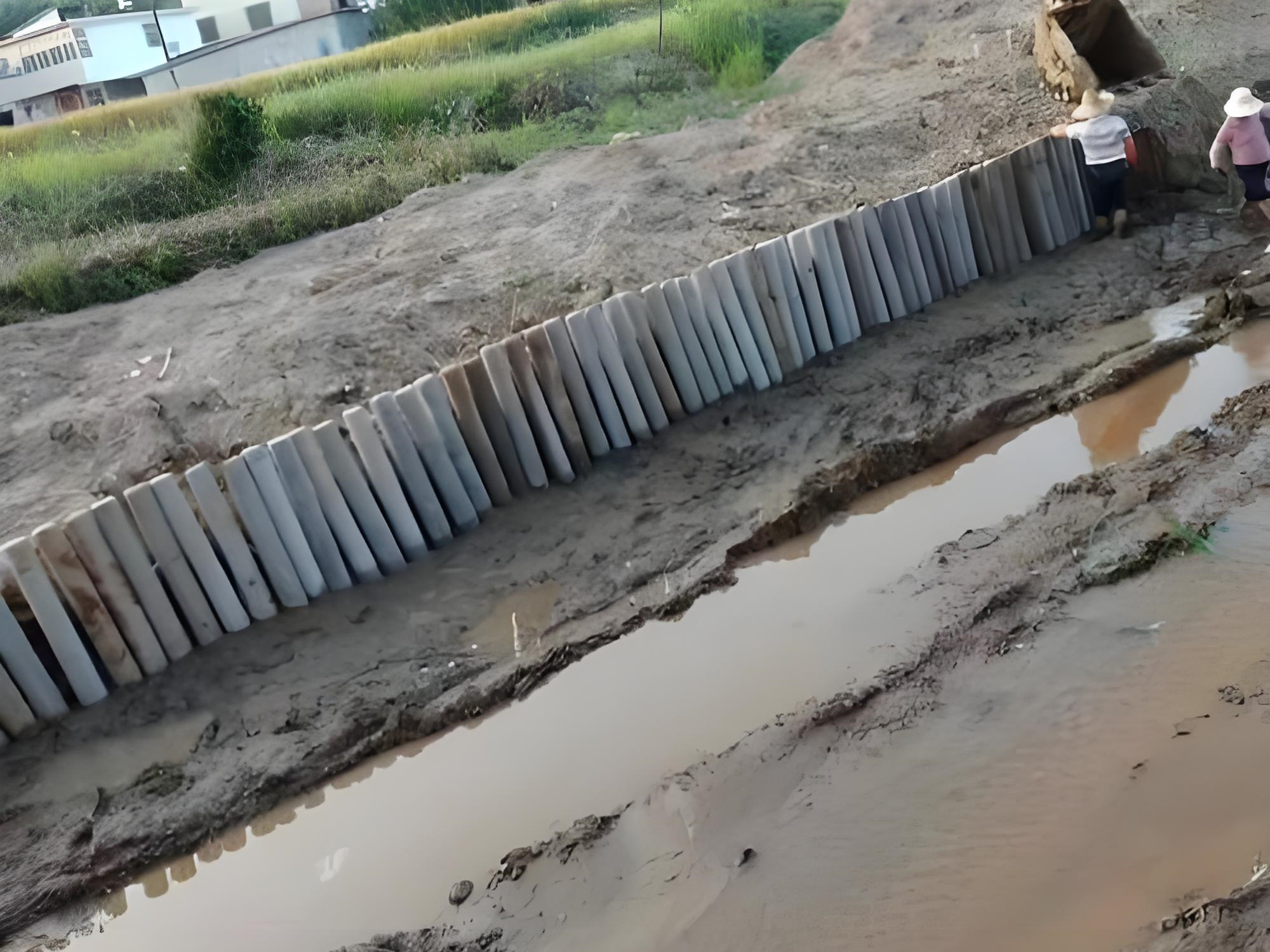 水泥仿木樁施工隊(duì)泓樺錦嘉 - 水泥仿木樁的施工費(fèi)用怎么計(jì)算？